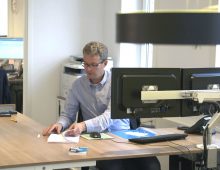 accountant Roland Visser doet de ZZP administratie